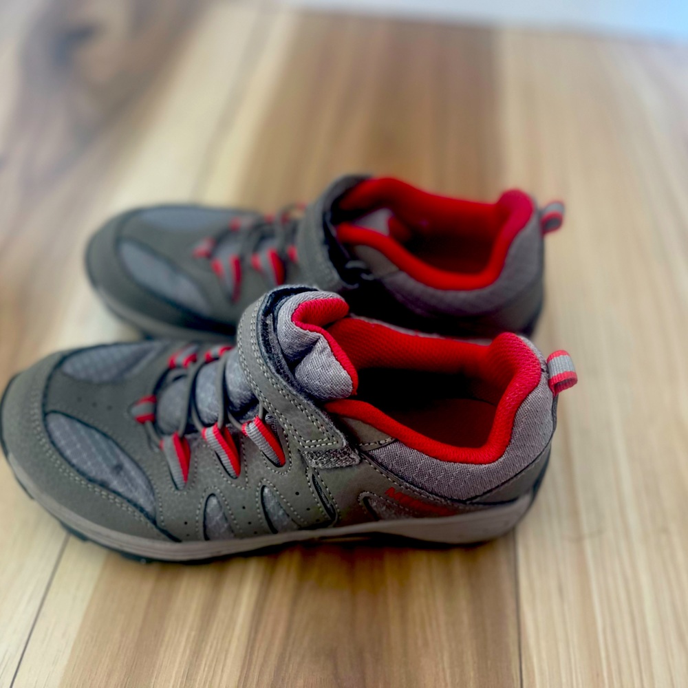 Merrell boys shoes